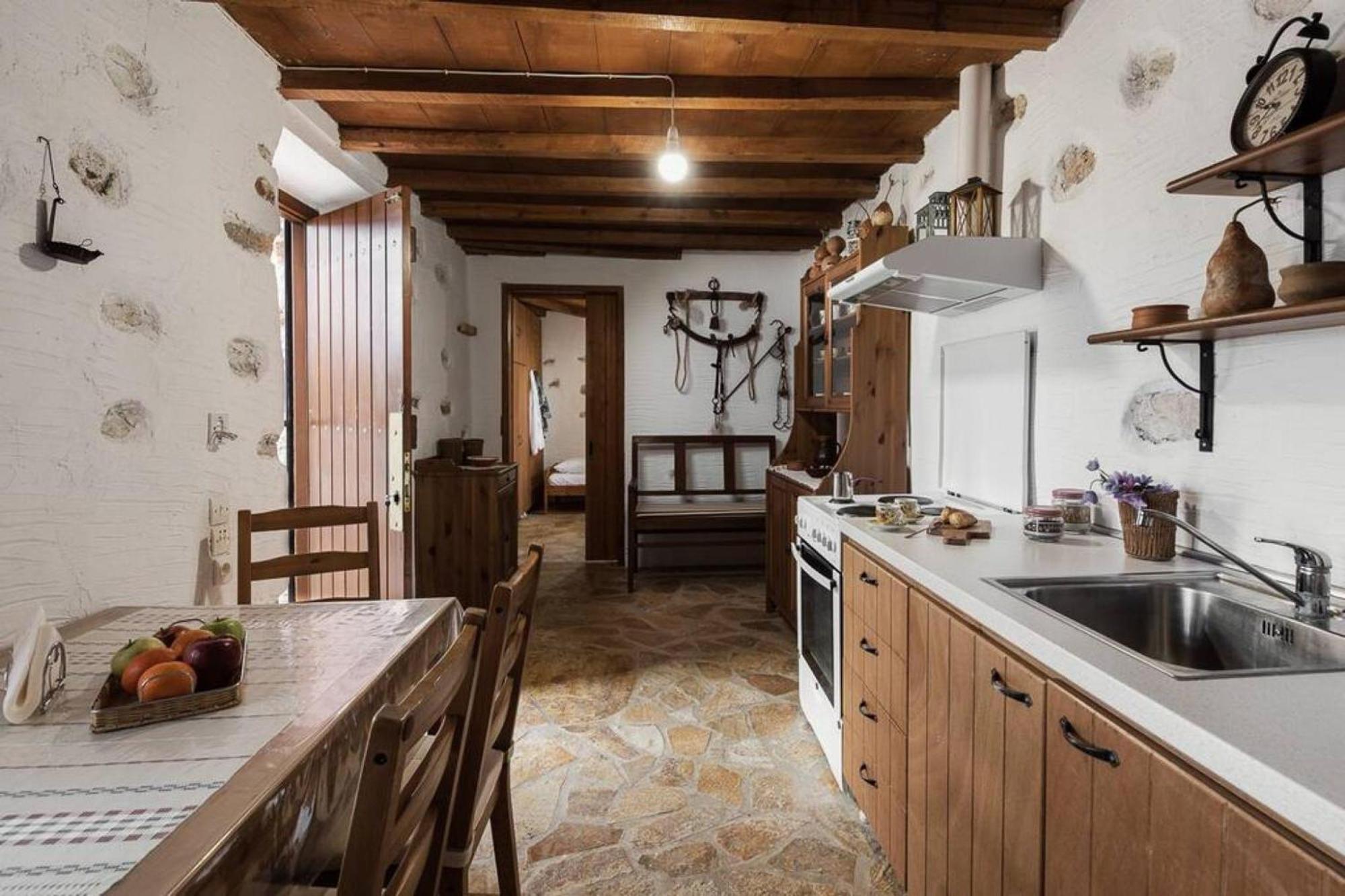 Naxos Alyko Traditional Vacation House "Mitatos" Aliko Beach Екстериор снимка